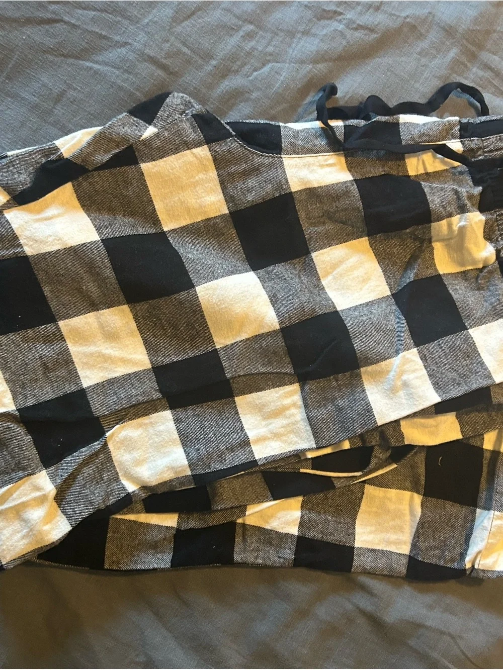 Old Navy Gray and Cream Plaid Lounge Pants assorted brands . Size XXL